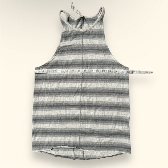 Lululemon Find Your Zen High Neck Tank Top Grey White Striped Sz 4 - Picture 5 of 6